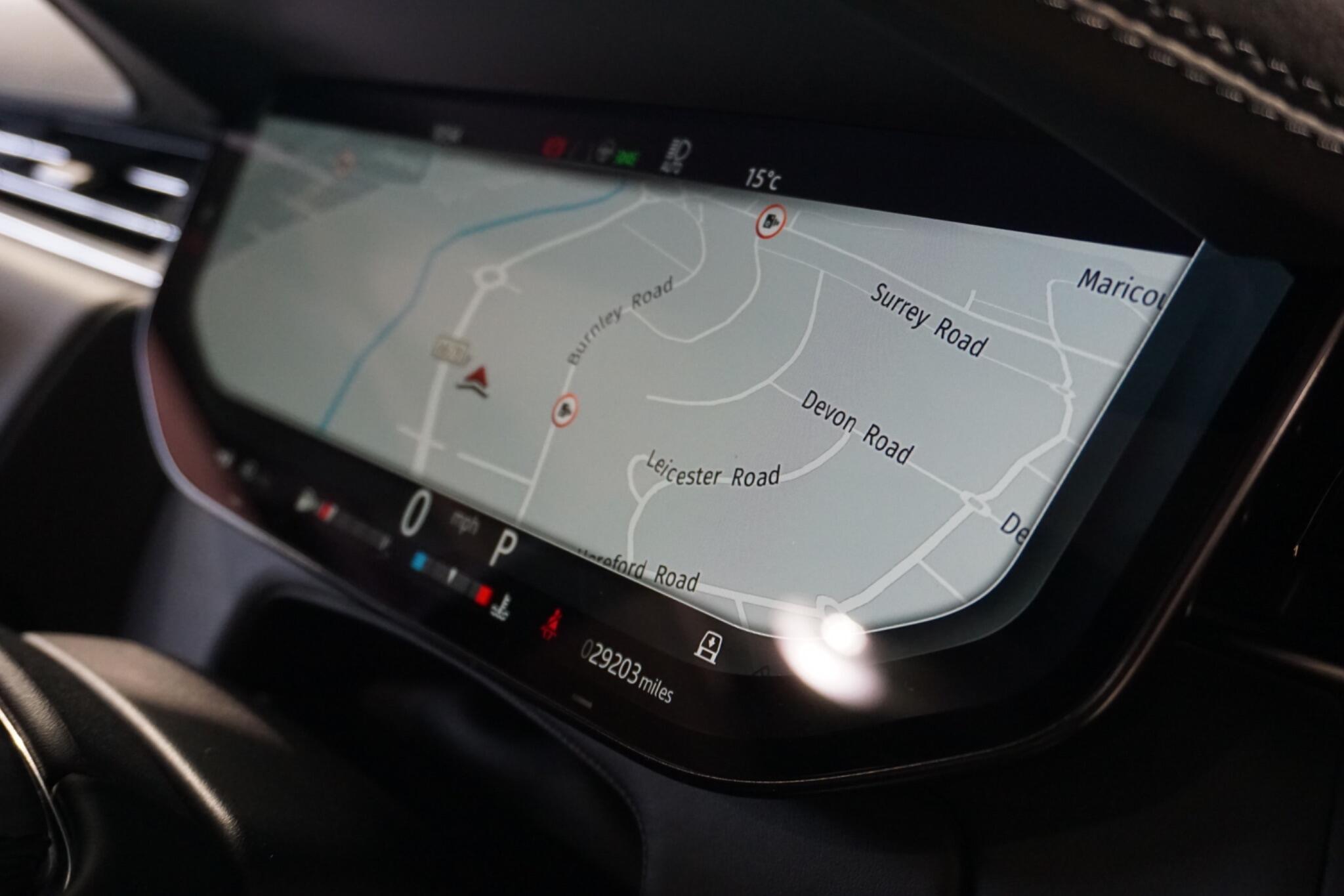 Land Rover Range Rover 3.0 P400 MHEV HSE SUV 5dr Petrol Auto 4WD Euro 6 (s/s) (400 ps)